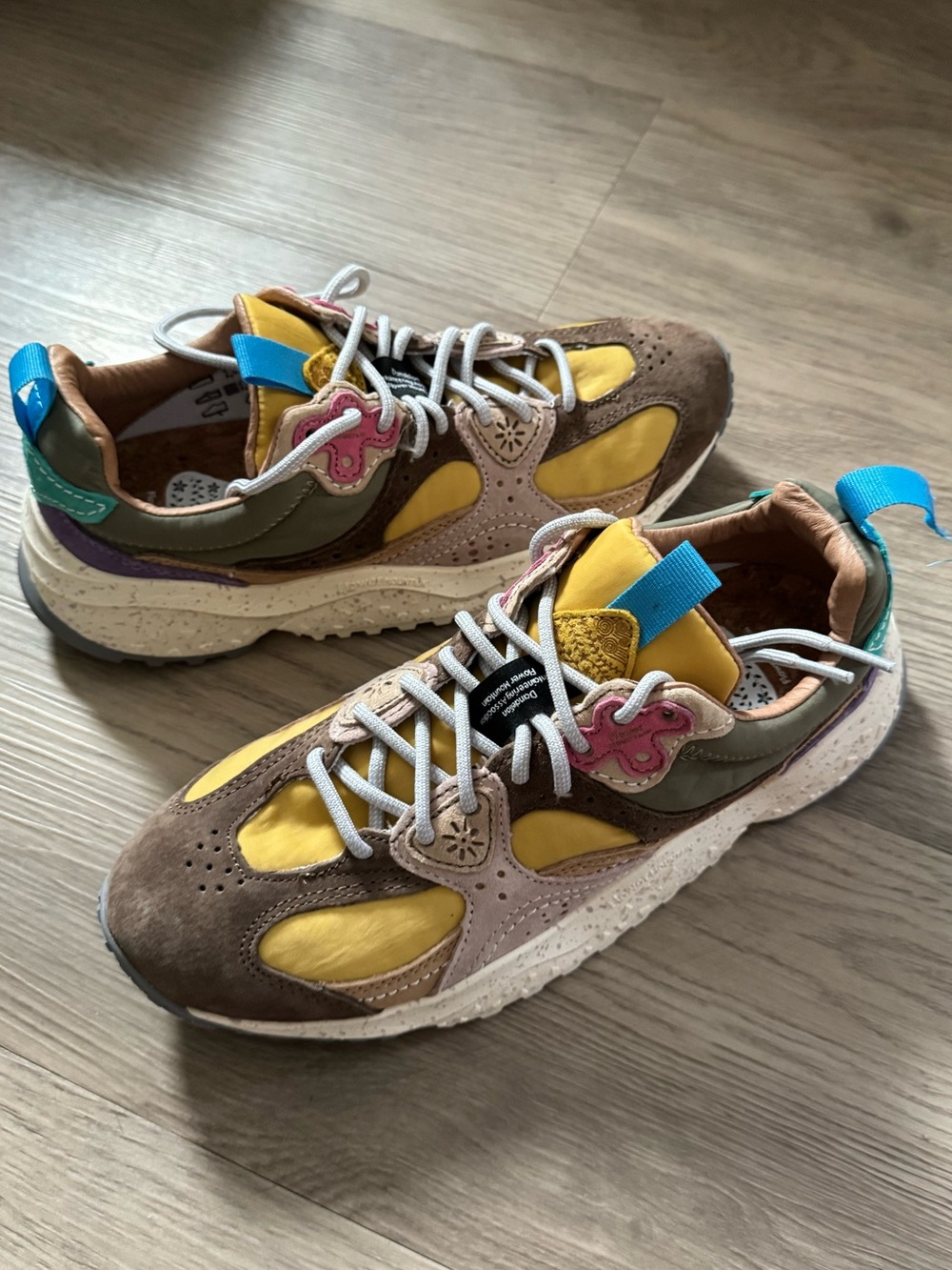 Flower Mountain WAVE WOMAN
Suede and technical fabric sneakers - Ocher